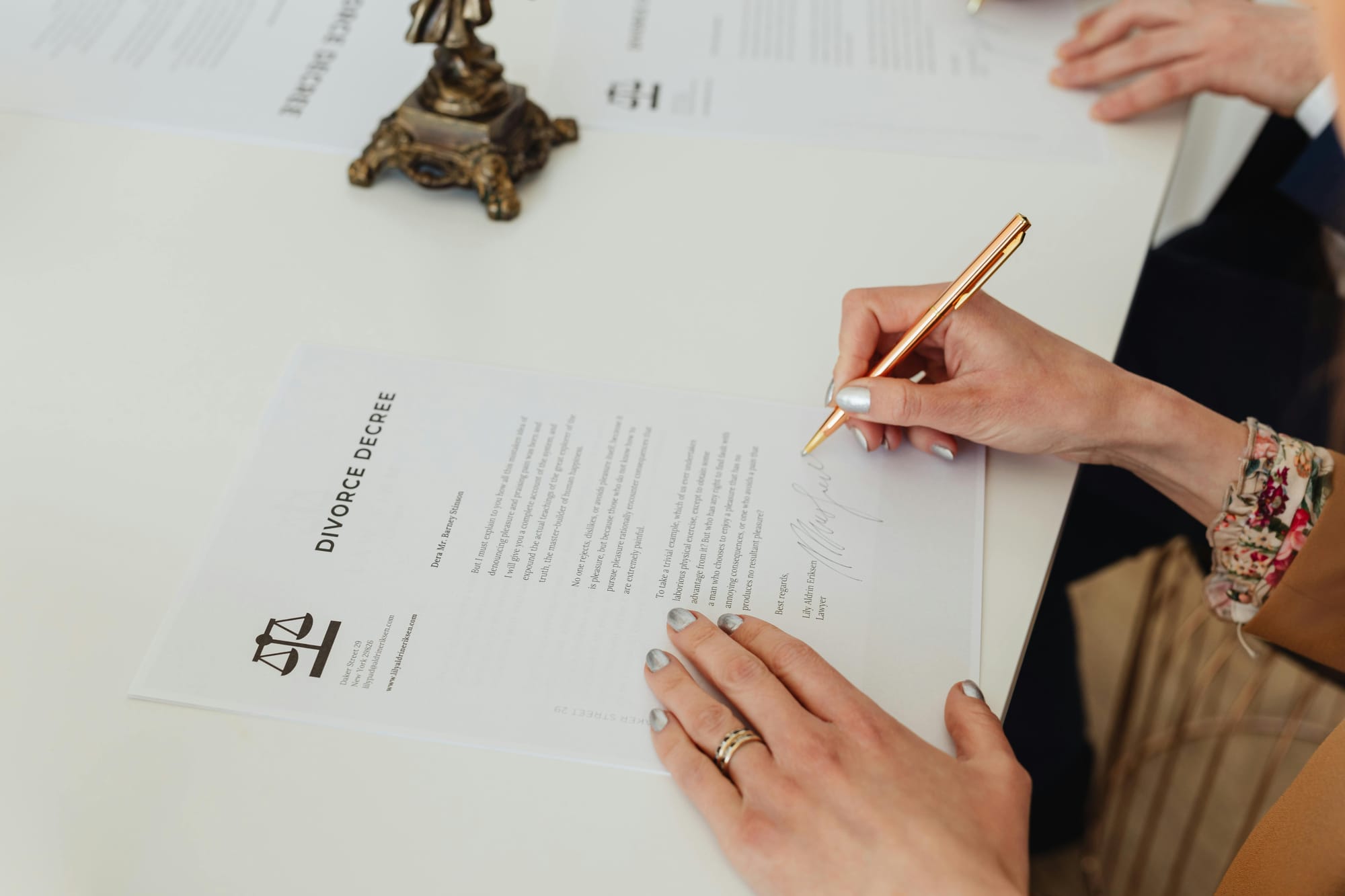 Smoke and Mirrors: Shams and Illusory Trusts in Divorce Proceedings