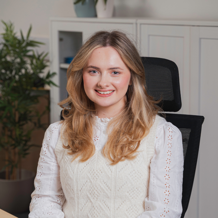 Alexandra Teanby (Class Legal)